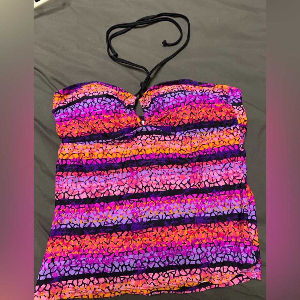 Swimwear top